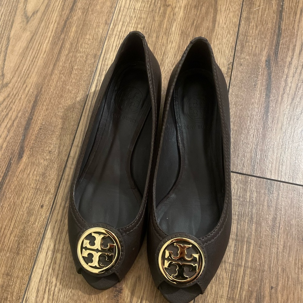 Tory Burch leather pumps US 5/6